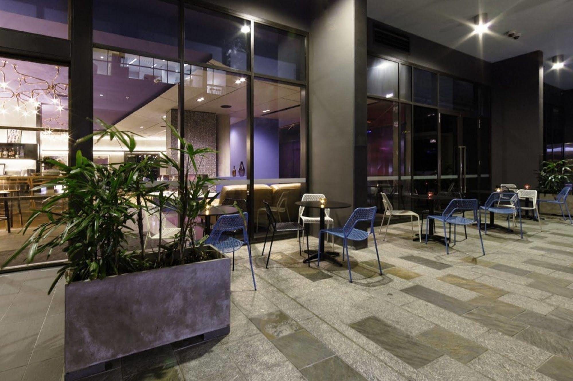 Alpha Mosaic Hotel Fortitude Valley Брисбен Экстерьер фото